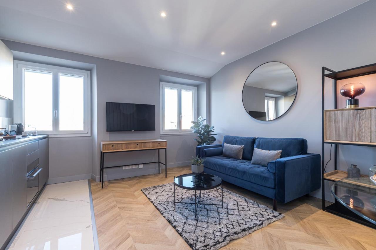 1 Su Ede - Dernier Etage Ascenseur - 1 Min Plage Et Zone Pietonne Nice Luaran gambar