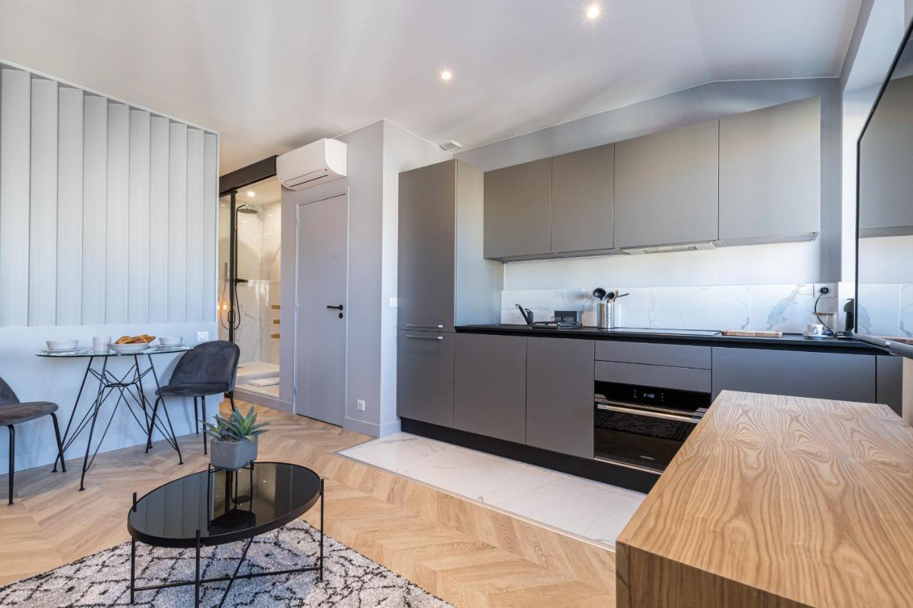 1 Su Ede - Dernier Etage Ascenseur - 1 Min Plage Et Zone Pietonne Nice Luaran gambar