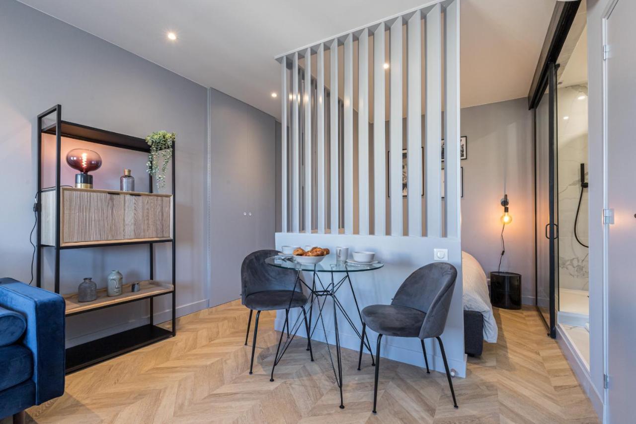 1 Su Ede - Dernier Etage Ascenseur - 1 Min Plage Et Zone Pietonne Nice Luaran gambar