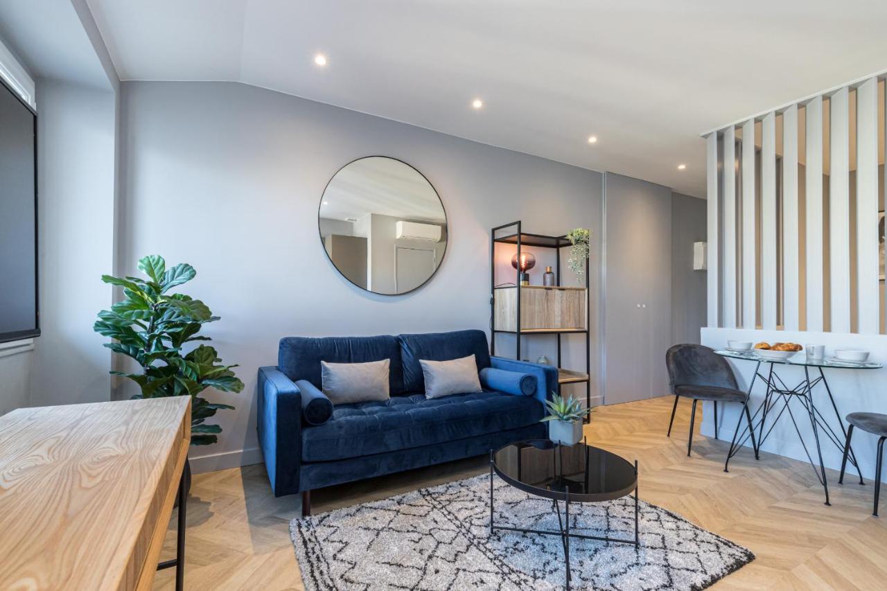 1 Su Ede - Dernier Etage Ascenseur - 1 Min Plage Et Zone Pietonne Nice Luaran gambar